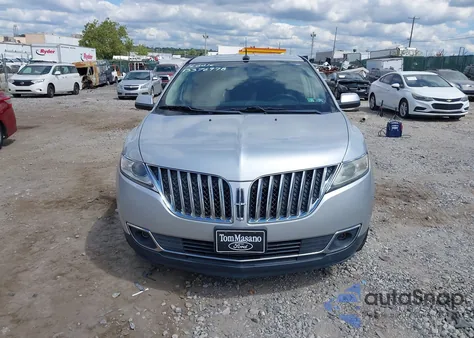 2011 Lincoln Mkx z USA, uszkodzony, nr VIN 2LMDJ8JK1BBJ28293
